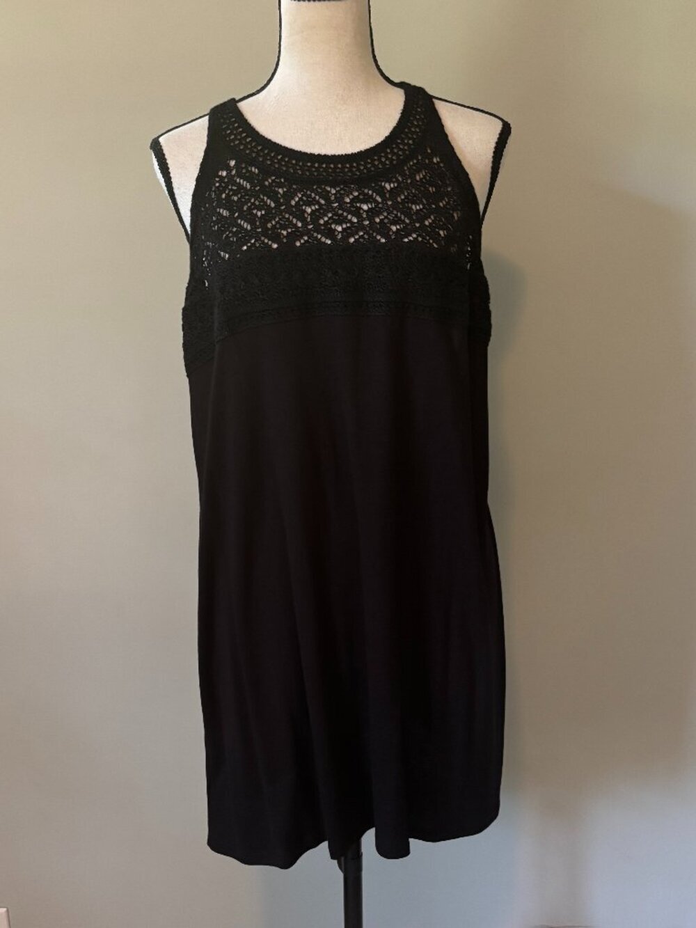 LOFT Plus Black Crochet Yoke Shift Dress NWT Size 16/18